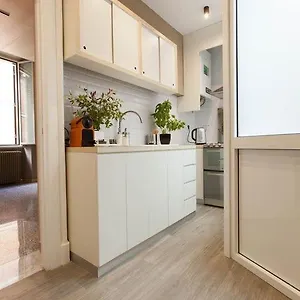 Casa Vacanze Al Corso Apartment Rom