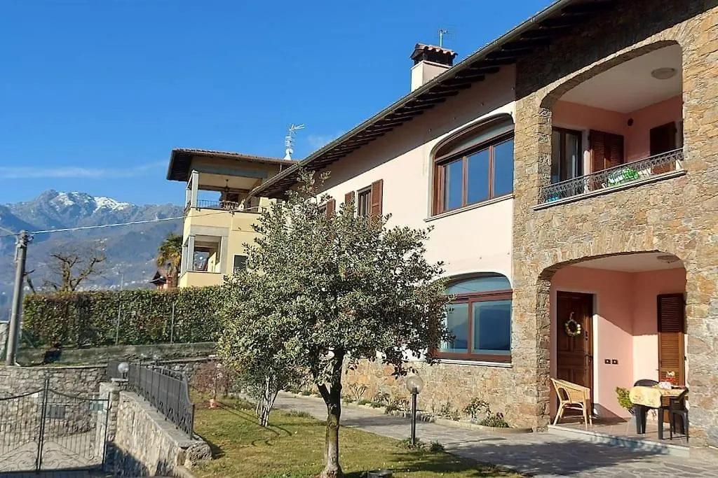 Casa Dei Fiori Apartment Carlazzo