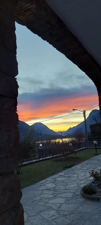 Casa Dei Fiori Apartment Carlazzo Italy